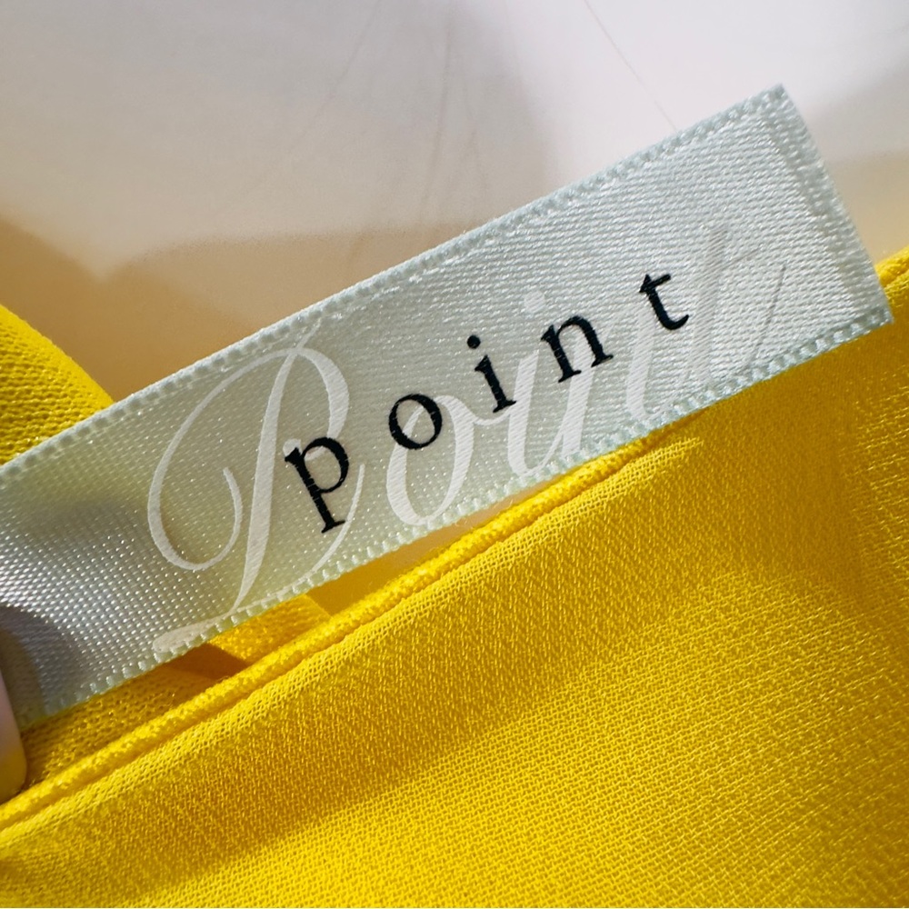 Point Ruffled Cold Shoulder Midi Dress - Picture 8 of 10